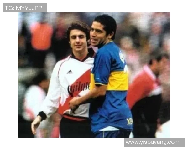 博卡青年与河床对决的背后原因解析与历史渊源探讨